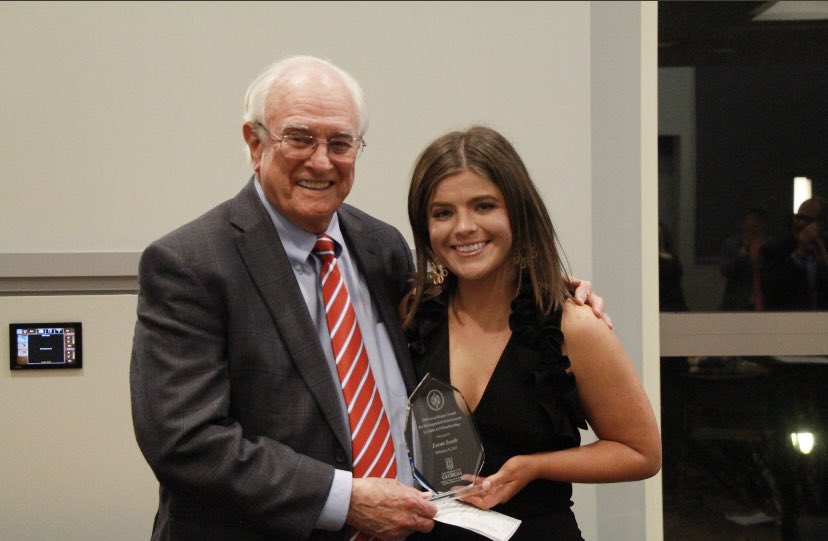 WHADDAYA GOT LORAN: What an honor it was to present Loran Smith with the <a href="/DiGammaKappa/">UGA DiGamma Kappa</a> Distinguished Lifetime Achievement Award in Broadcasting and Cable. A huge thank you to <a href="/GABroadcasters/">GABroadcasters</a> and <a href="/UGAGrady/">UGA Grady College</a> for helping make this night possible.