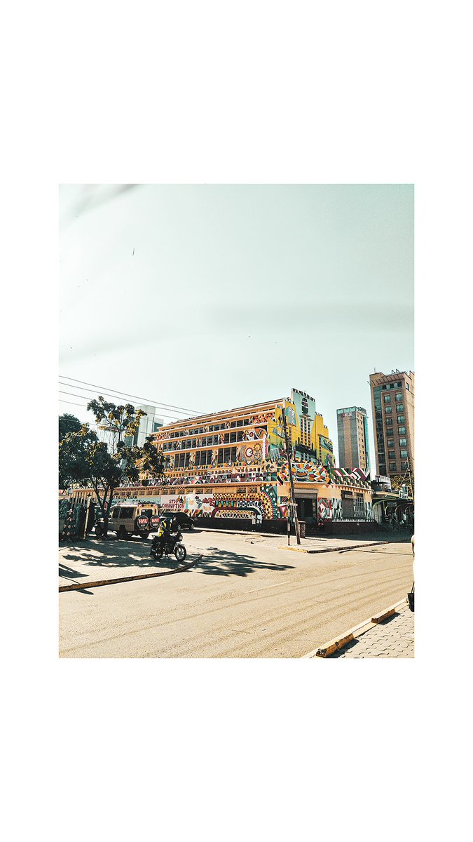 jakesnigel's tweet photo. Day 27/30
.
.
.
#Colorsphotochallenge
#Nairobi #Kenya #streetphotography #phonephotography
#jakesnigel https://t.co/tZrPEle4TQ