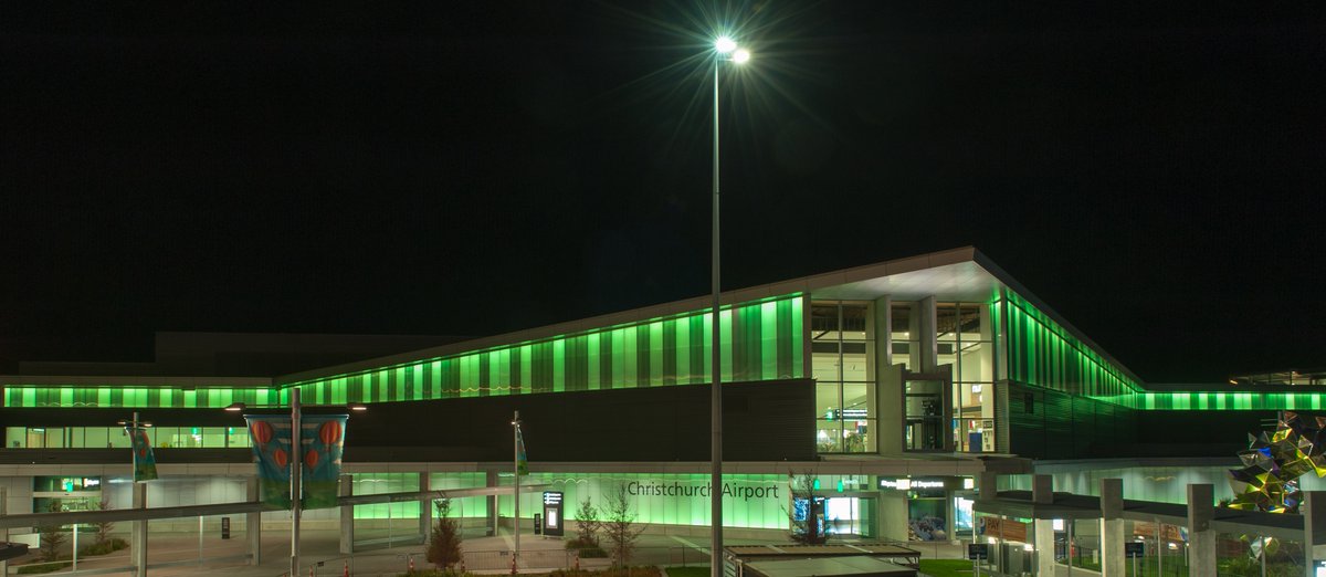 Airbus's tweet image. What will an airport for hydrogen-powered aircraft look like? 🤔 
We’re partnering with @FlyAirNZ and the country’s leading H2 ecosystem players on an airport Hydrogen Hub concept at @CHC_Airport to develop hydrogen-fuelled aviation ✈️. 
Learn more: fly.airbus.com/3DSLKCY