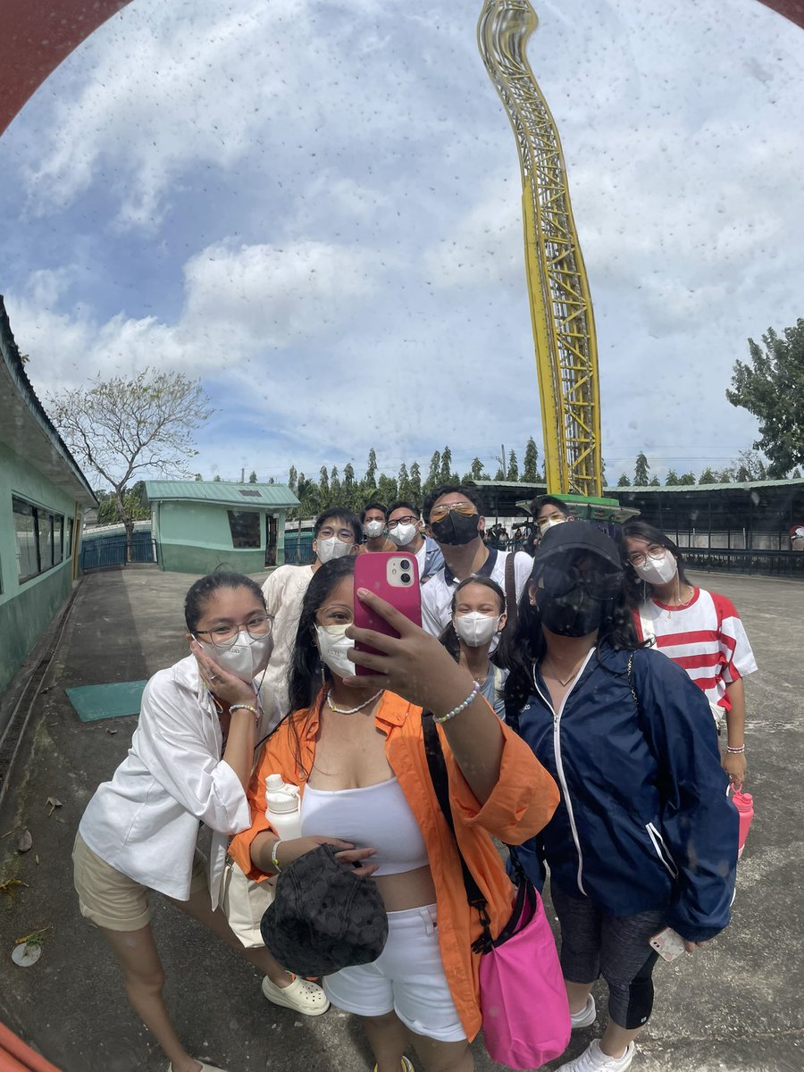 sofiatupaz_'s tweet photo. finally !! thank you for yesterday, friends https://t.co/OYkn8m4gFO