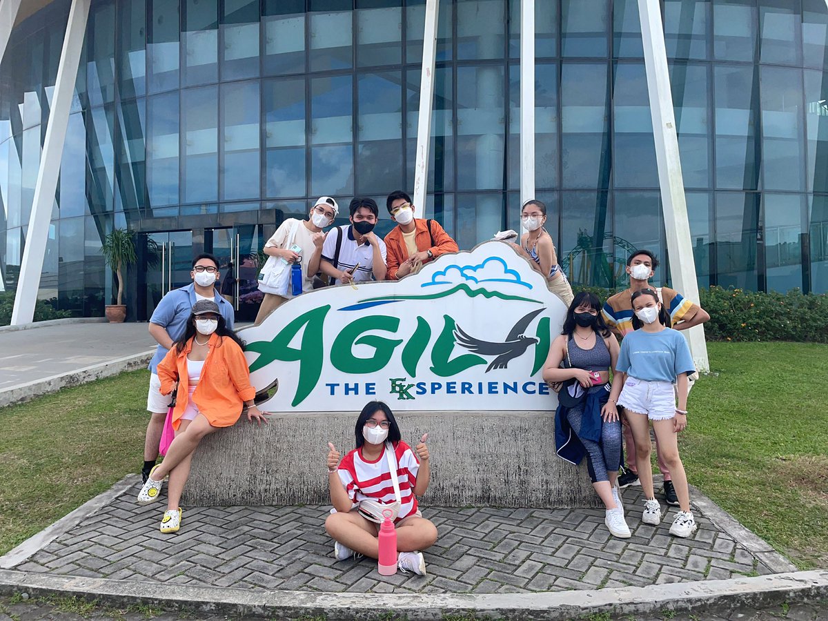 sofiatupaz_'s tweet photo. finally !! thank you for yesterday, friends https://t.co/OYkn8m4gFO