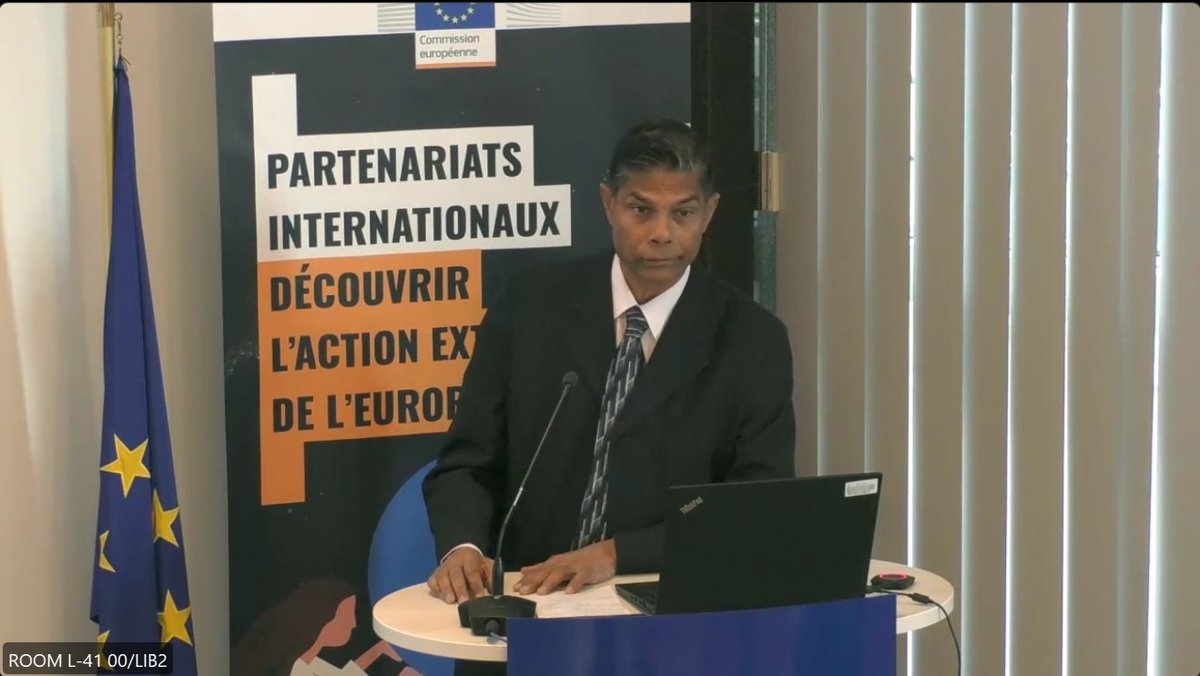 WOTRIndia's tweet photo. Crispino Lobo, Co-founder @WOTRIndia, spoke at @EU_Partnerships' InfoPoint conf. on digitalizing development. He presented #FarmPrecise, a mobile app helping 60k+ farmers improve ops & reduce crop risks. The innovative app has been developed with support from @QualcommforGood https://t.co/17GRB46u4U