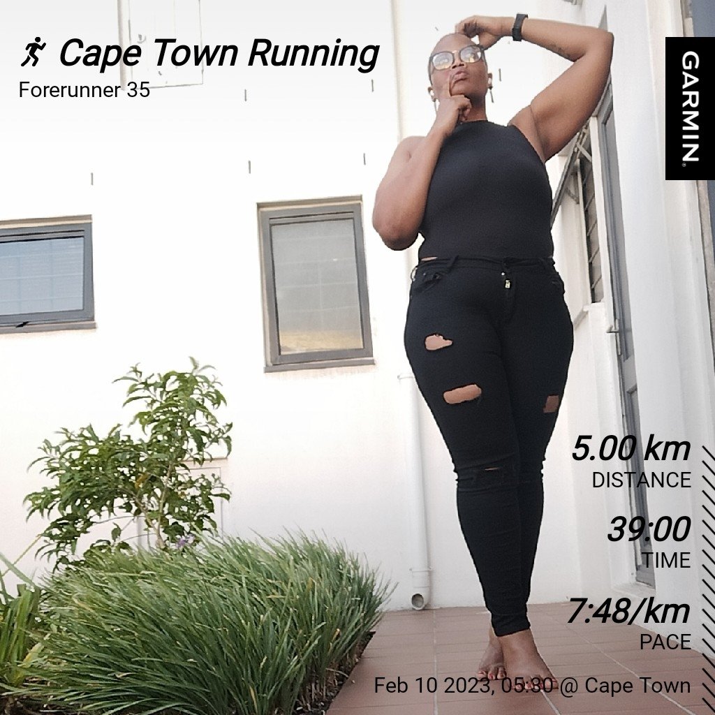 Happy Friday 🖤
#fetchyourbody2023 #runningwithnonhlanhlankosi #Ipaintedfunrun #runningwithtumisole 
#runningwithlulubel #Runningformysanity 
#runwithmodiegi