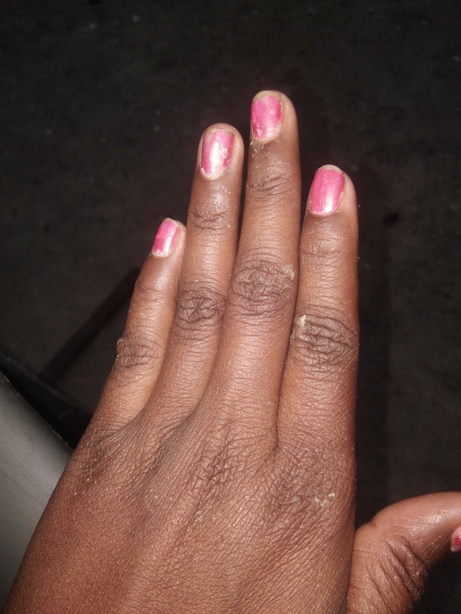MFunlife's tweet photo. Never been obssesed with my nails before this, https://t.co/kZyiSE4jXa