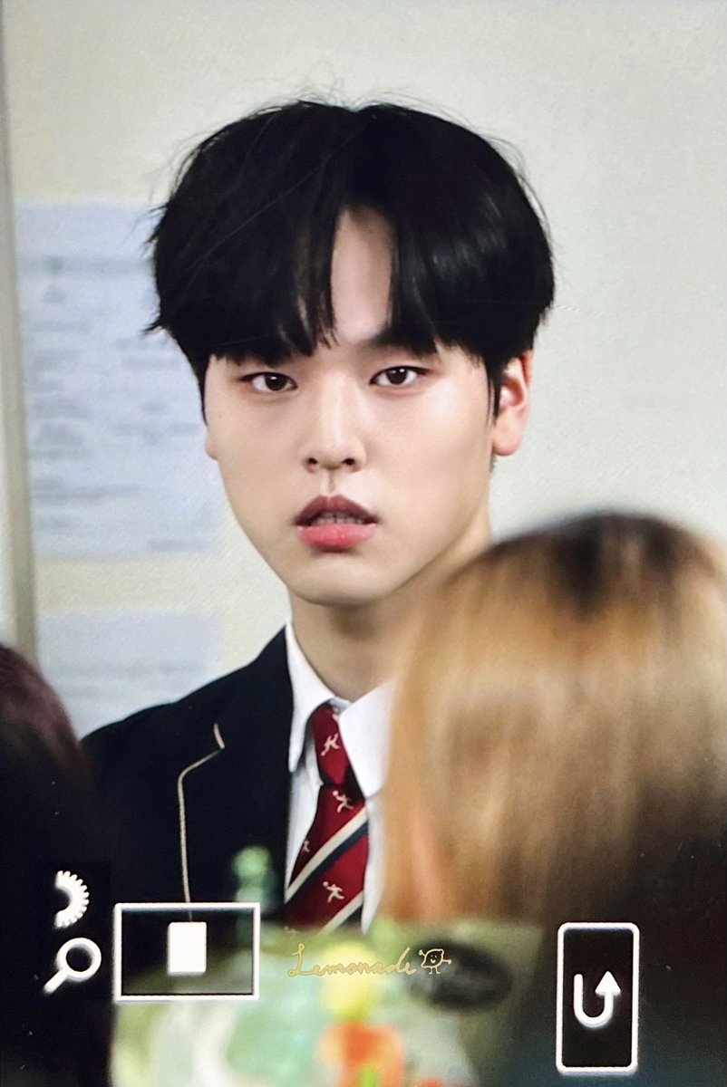 𝙇𝙚𝙢𝙤𝙣𝙖𝙙𝙚 tweet media