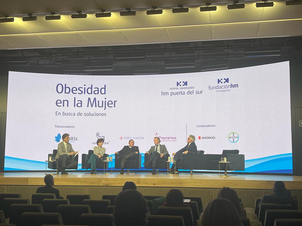 Muy interesantes las jornadas de obesidad en la mujer. Los especialistas en ginecología tenemos que implicarnos en el sobrepeso y la obesidad de la mujer, evitaríamos muchas enfermedades.