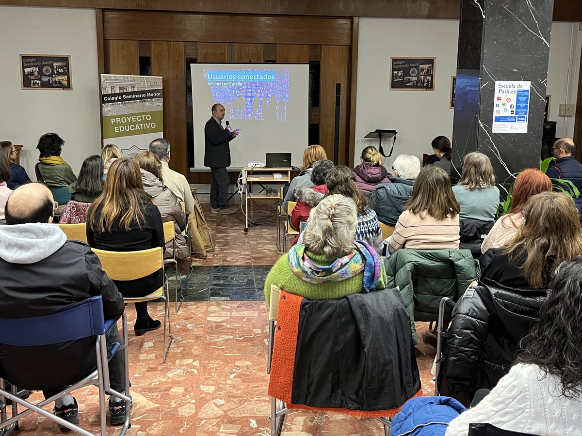 semvalladolid's tweet photo. Comenzamos la escuela de padres del 2º Trimestre
https://t.co/8jU64dJem8 https://t.co/wiPwUgrDaZ