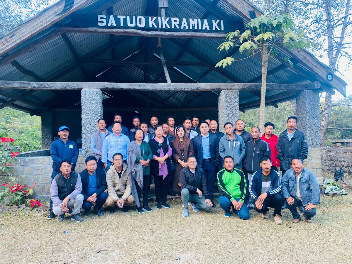 k_salhoutuonuo's tweet photo. With the D-Group Welfare Committee members from seven villages #Sechüma #Zubza #KiruphemaBawe #KiruphemaBasa #Peducha #Mengujuma #Thekrejuma. Appreciate their support and confidence to take our visions forward.
#GenderEquality
#WomenEmpowerment
#TowardsExcellence
#Elections2023 https://t.co/2zwXujDN6z
