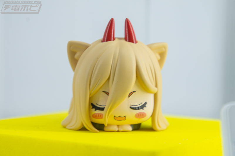 チェンソーマン』「おひるねこ ミニフィギュア “デンジ＆パワー＆早川