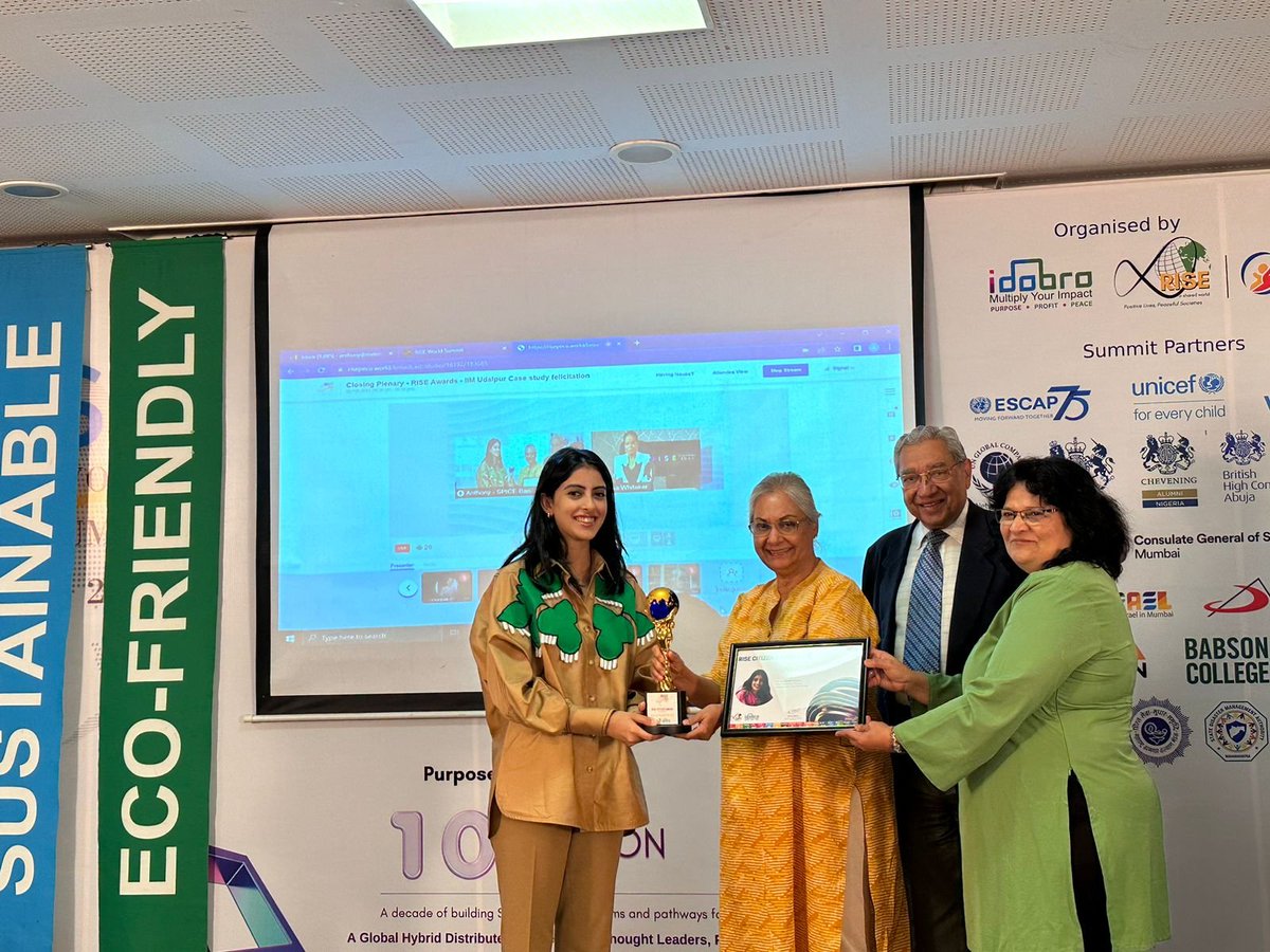 her_aspire's tweet photo. Congratulations to Navya Nanda, on receiving the RISE Citizen Award! Time and again, we have seen Navya living up to the RISE values as an #EntrepreNaari and a social worker and we are thrilled to see her being acknowledged with this well-deserved award. https://t.co/dGHU2rW8Kl