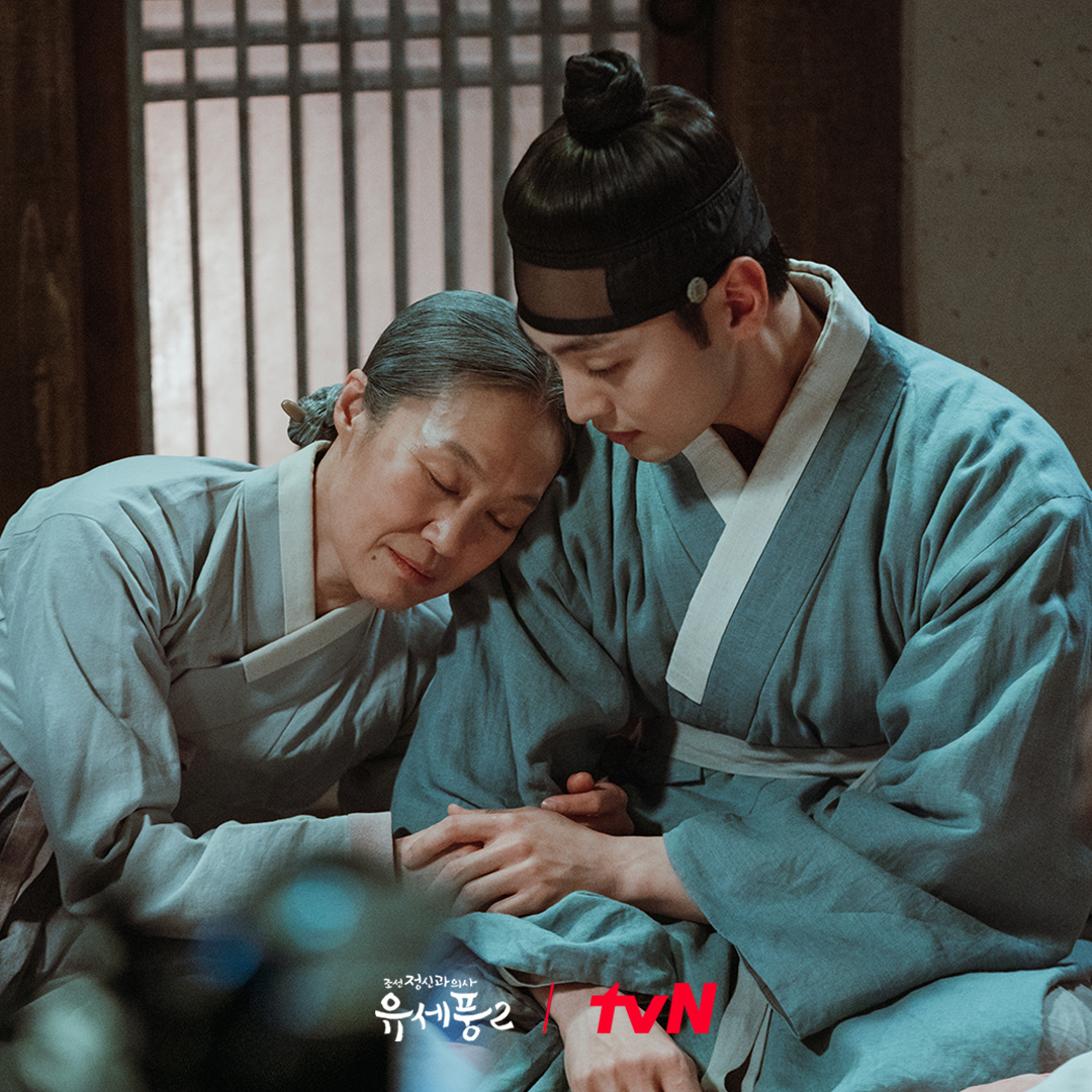 <조선 정신과 의사 유세풍2> 9-최종화 비하인드 스틸❤🩹 시즌 1 첫 화부터 시즌 2 마지막 화까지 우리의 마음을 살펴주었던 계수의원즈❤🔍 마지막...