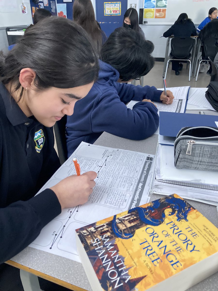 AmyMeiyee's tweet photo. Shout out to my very hard working students that do not always get the praise they deserve from class to class. We are blessed to have you in our classes and continue to do better to celebrate and honour your hard work and efforts! #thankyou #amazing #keepworkinghard #proudofyou https://t.co/btrAel6Yv0