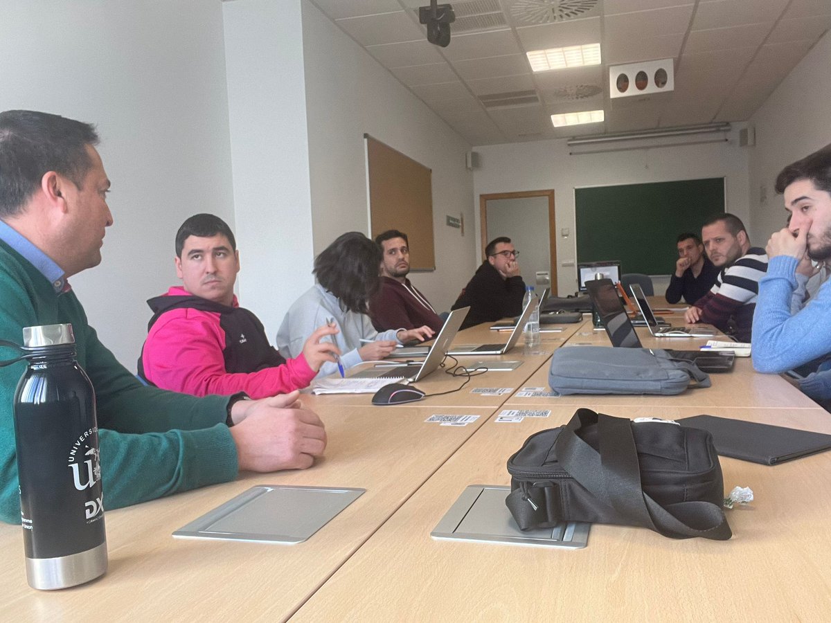 EPAFit workshop: science updating about current principal public health issues and how to address them. Thought-provoking conversations between the members group. This is how we personally and professionally grow.
#EPAFitfamily #publichealth #research 
<a href="/jdelpozocruz/">Jesús del Pozo-Cruz</a>