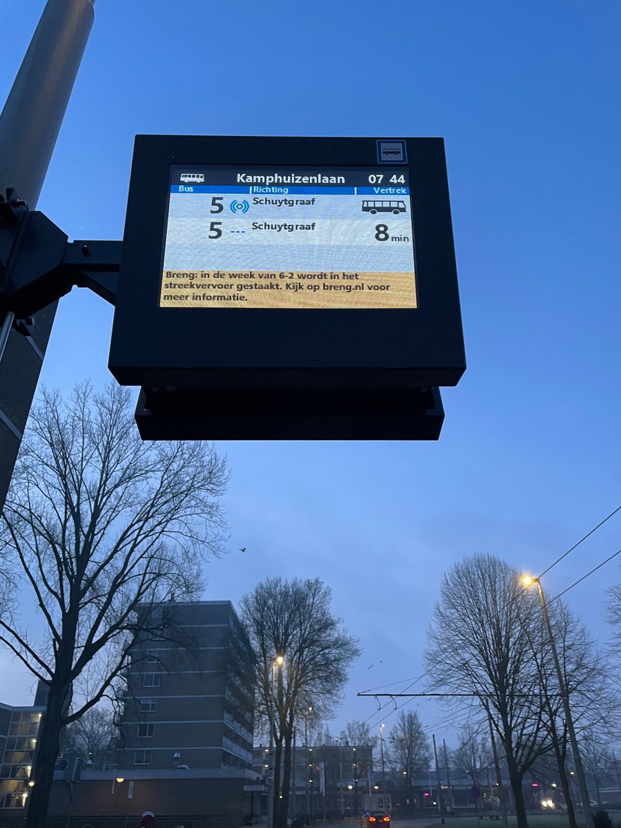 MarkBevelander's tweet photo. @BrengOV Niet op halte kamphuizenlaan, daar is al een ‘tijdje’ geen bus meer geweest… #ovstaking https://t.co/DfDbYsoSru