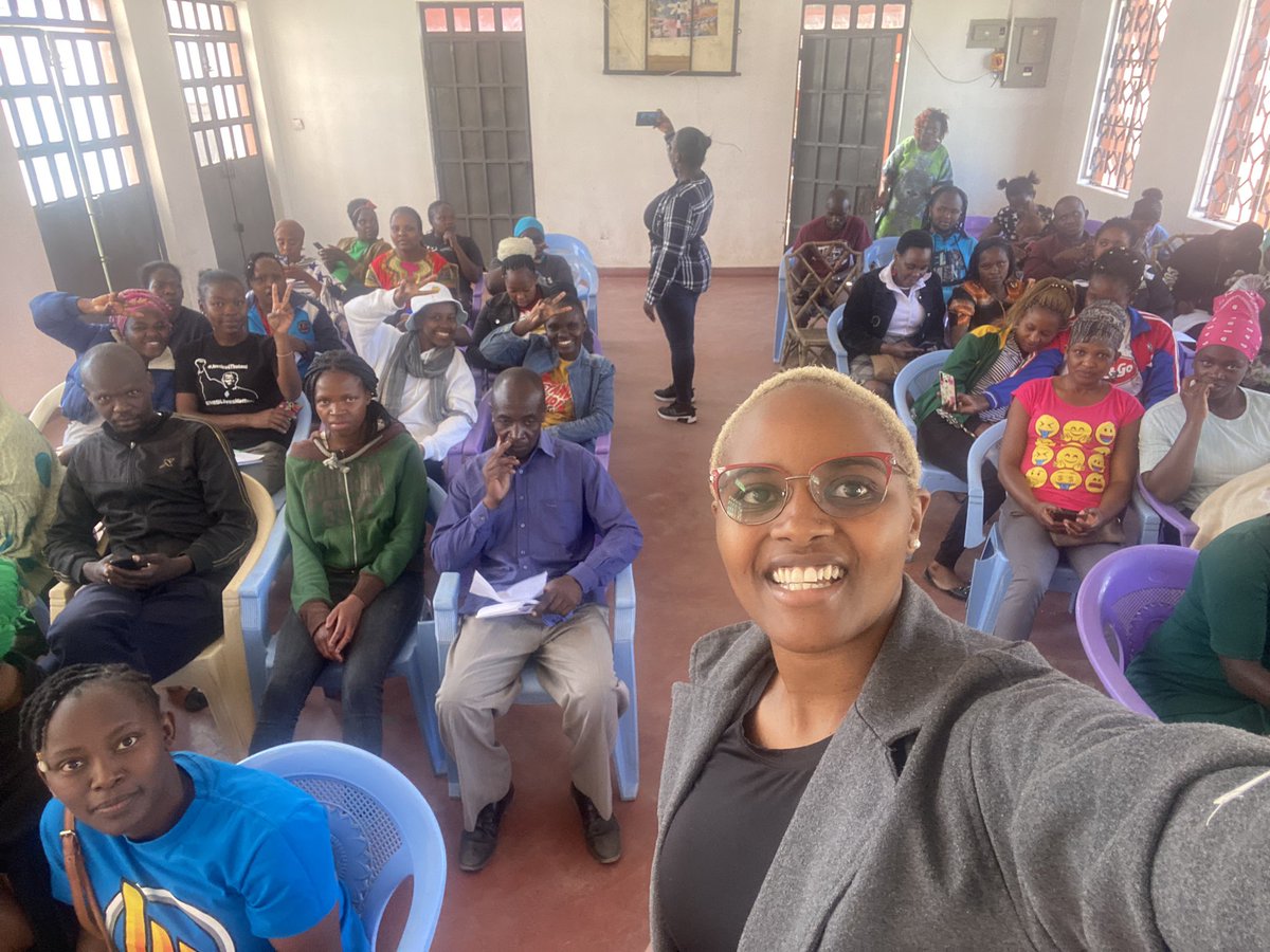 TISAKenya's tweet photo. Lesson time! @TISAKenya tuko ground sensitizing citizens on the status of Public Debt in Kenya! A conversation worth having. #MakingServicesWork @CAID_Kenya @IBPKenya @ipfkenya @AFRODAD2011 @KeTreasury @KeTreasury @gpdkaluma  @WilliamsRuto @UhaiWetu @quikaranja @joanakoth1 https://t.co/AXM9xa1zna