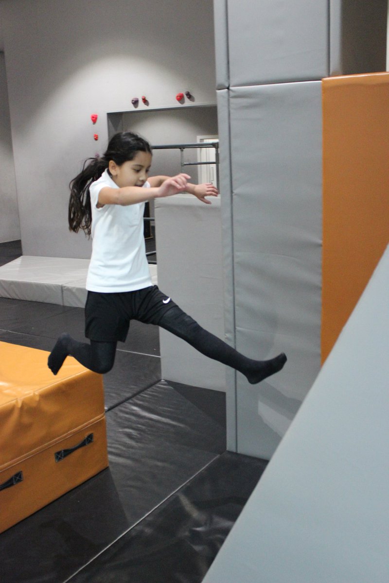 SportMPS's tweet photo. Another great session for our pupils at the @PKGenerations Centre. The children are always incredibly engaged and enthusiastic during their #parkour lessons @pkgenlondon @DanEdwardes @ParkourUK @parkourdotcom https://t.co/n5aDgpqhFR