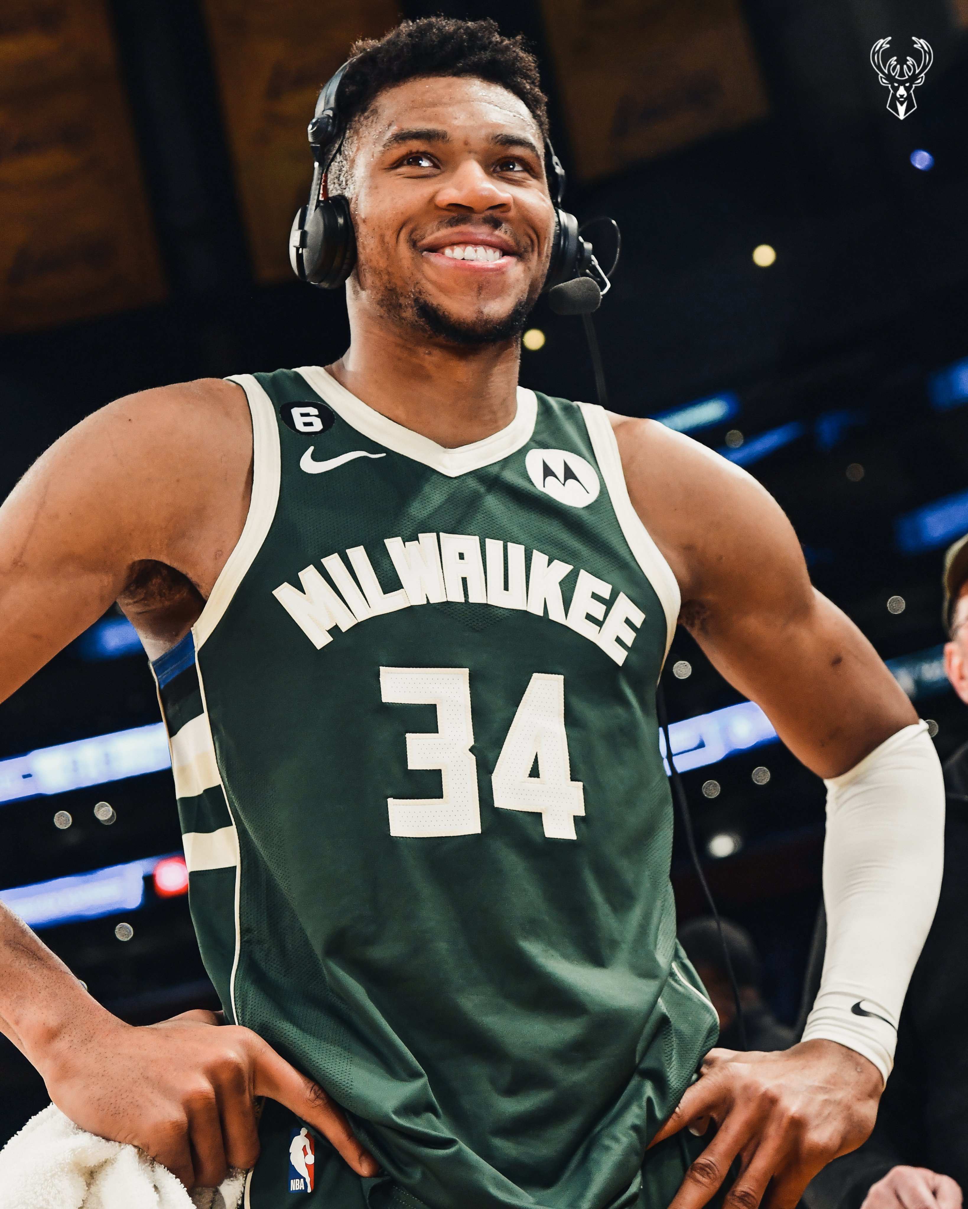 giannis nikes