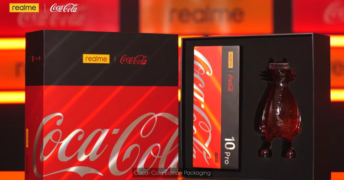 realmeIndia's tweet photo. There’s a world of magic inside! The special edition limited edition box comes with the #realme10Pro5GCocaColaEdition, the realmeow Coca-Cola figure, a collector’s card, a customized sim pin and some awesome stickers. 
#CheersForReal
Join the livestream - https://t.co/aedgi4lUqD https://t.co/fPKmqDMoH0