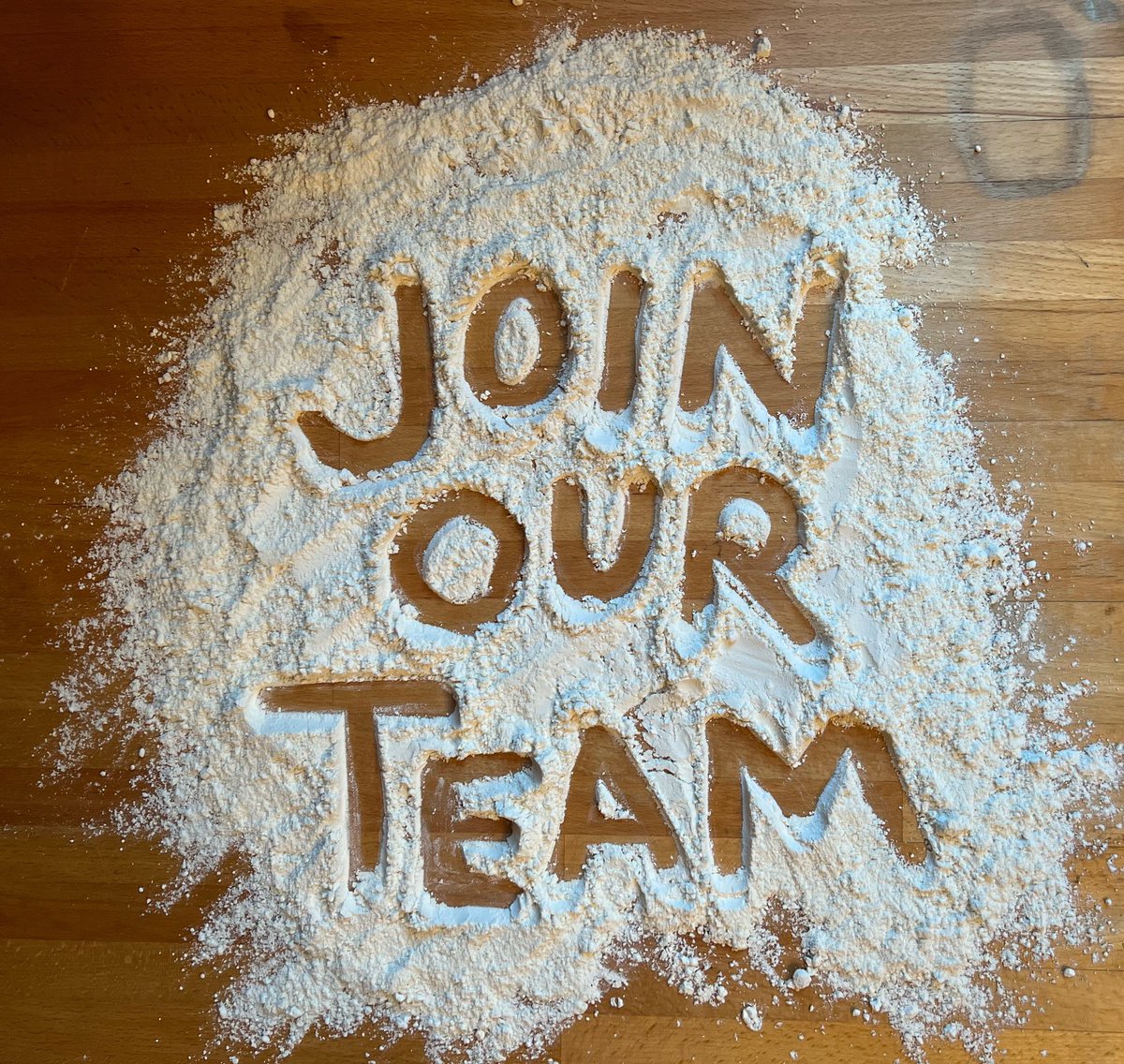 HambletonBakery's tweet photo. We are hiring… with two baking sites up &amp; running we are looking for enthusiastic bakers &amp; pastry chefs to join our team; please see the vacancies page on our website 🙌 #itstimetowriteanewstory 

#healthybread #itsallintheingredients #bestingredients #artisanbread #freshbread https://t.co/2uRuQX1HvQ