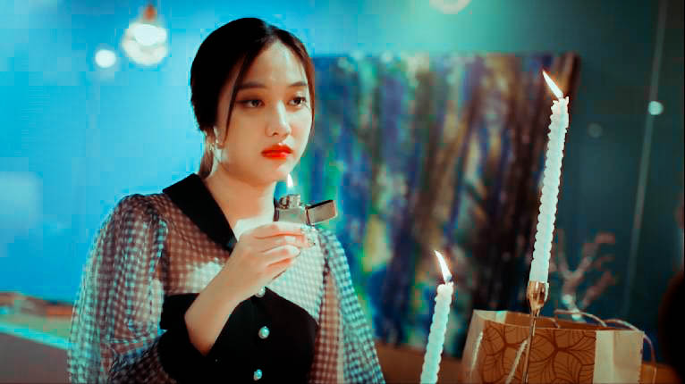 HotAttraction10's tweet photo. S: her and lighter sets screen on fire
M: her teasing sam 

#ฟรีนเบค  #ทฤษฎีสีชมพู #GAPyuri #gaptheseriesep  #MONSAM https://t.co/12gzRZArql