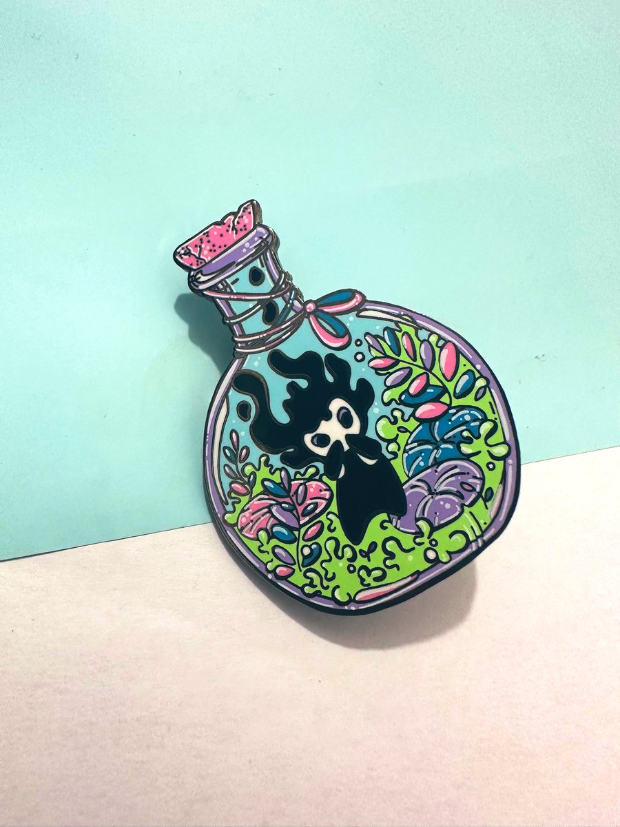 tina68781628's tweet photo. #enamelpin #tradingpin #screenprint https://t.co/LkVx0zdHEJ