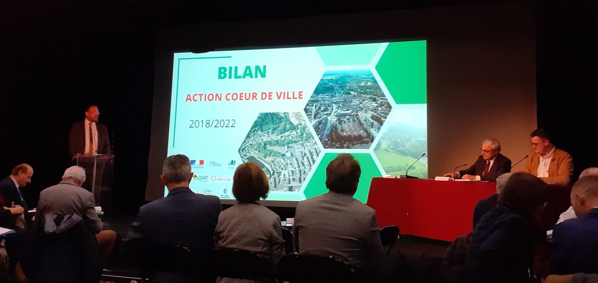 Groupe_CDHAT's tweet image. Le @Groupe_CDHAT était à #VireNormandie pour assister au séminaire #ActionCoeurdeVille. L'occasion de découvrir les projets mis en place sur le territoire. Les #OPAH 2020-2025 ont déjà permis la réhabilitation de 167 #logements (dont 62 vacants étaient avant travaux).