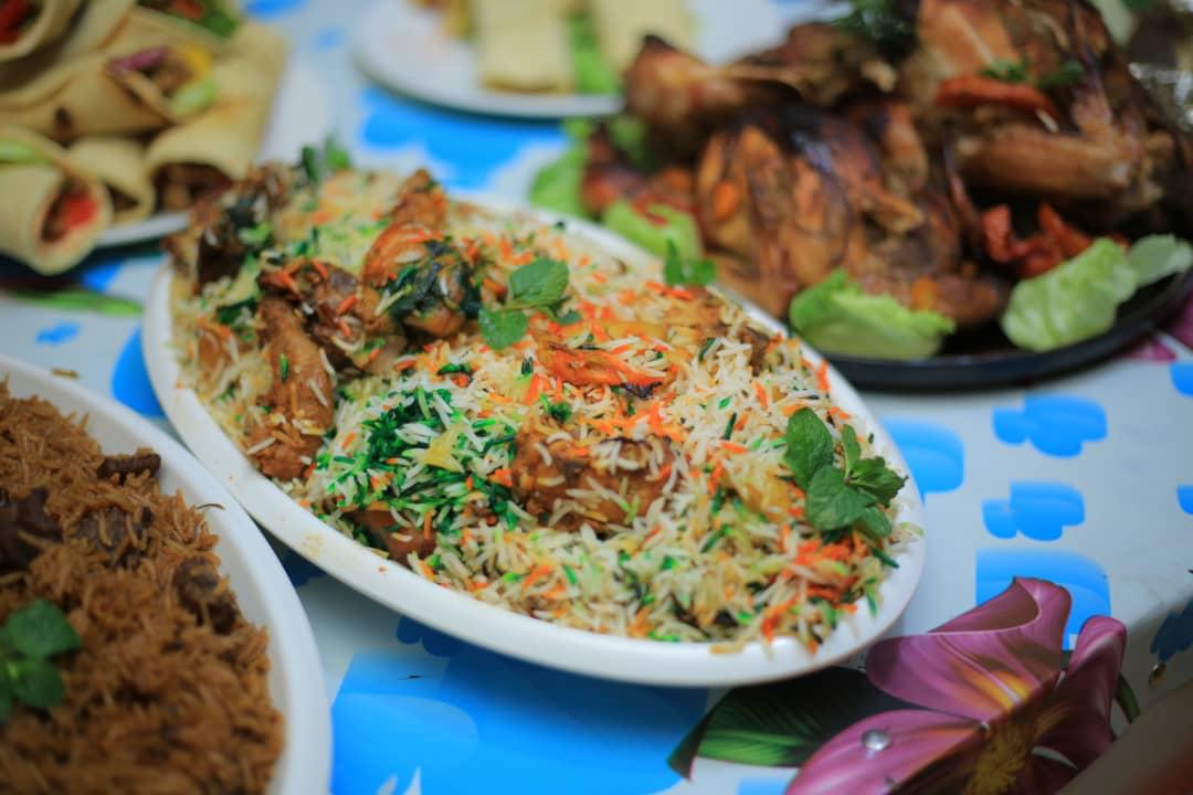Fattah250's tweet photo. Looking for a nice event organizer?? Look no further just contact Naj on 0701043845 🍜🍲👸🍾🍷 https://t.co/JkHMTd4QE8