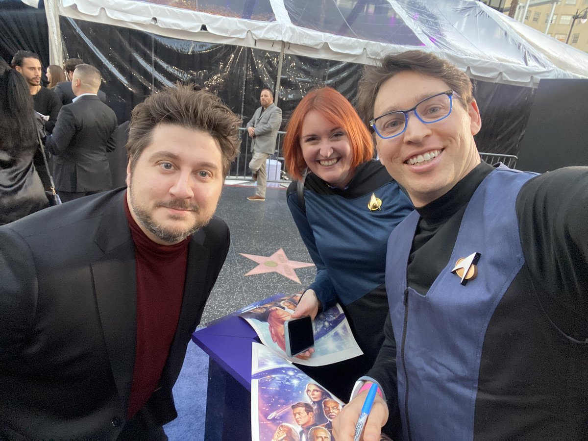 DrJosh's tweet photo. Besides @StarTrekOnPPlus being amazing (no spoilers), it was soooo cool meeting many of my TNG heroes and much of the new Picard cast! 🖖 https://t.co/n5Ys14N5Ez