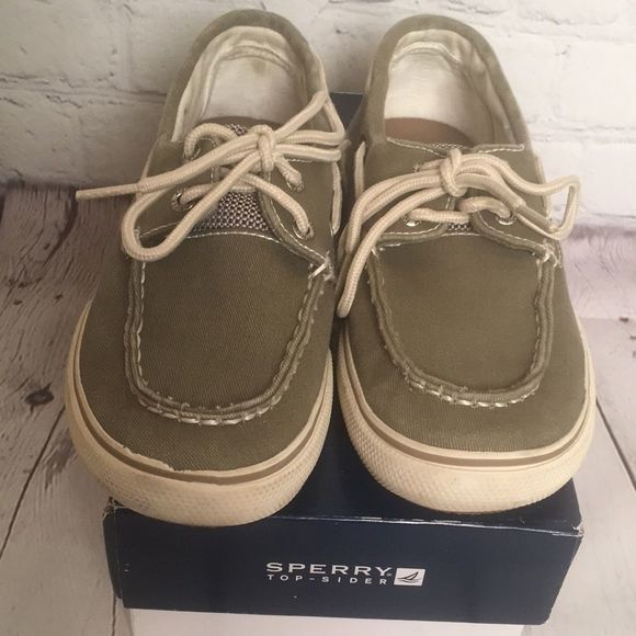 ChandaRoach3's tweet photo. So good I had to share! Check out all the items I'm loving on @Poshmarkapp #poshmark #fashion #style #shopmycloset #gymboree #sperry: https://t.co/d9KhYnzfgJ https://t.co/W9koYQS1WK