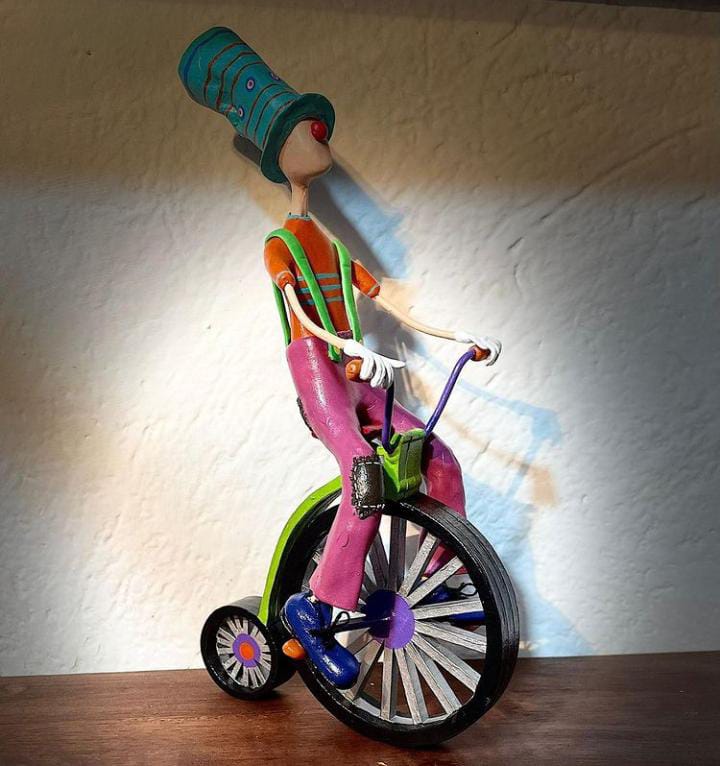 AylluColectivo's tweet photo. 🙋‍♀️🙋‍♂️ El 11 y 12 de febrero en la #Feritatuiteradeemprendimientos #EdiciónSanValentín tendremos a @Kusillos con sus figuras decorativas, botellas decorativas y macetas. Visítanos de 10h00 a 17h00 en la Diego de Almagro entre Santa María y La Pinta. https://t.co/enuTRHyJi0
