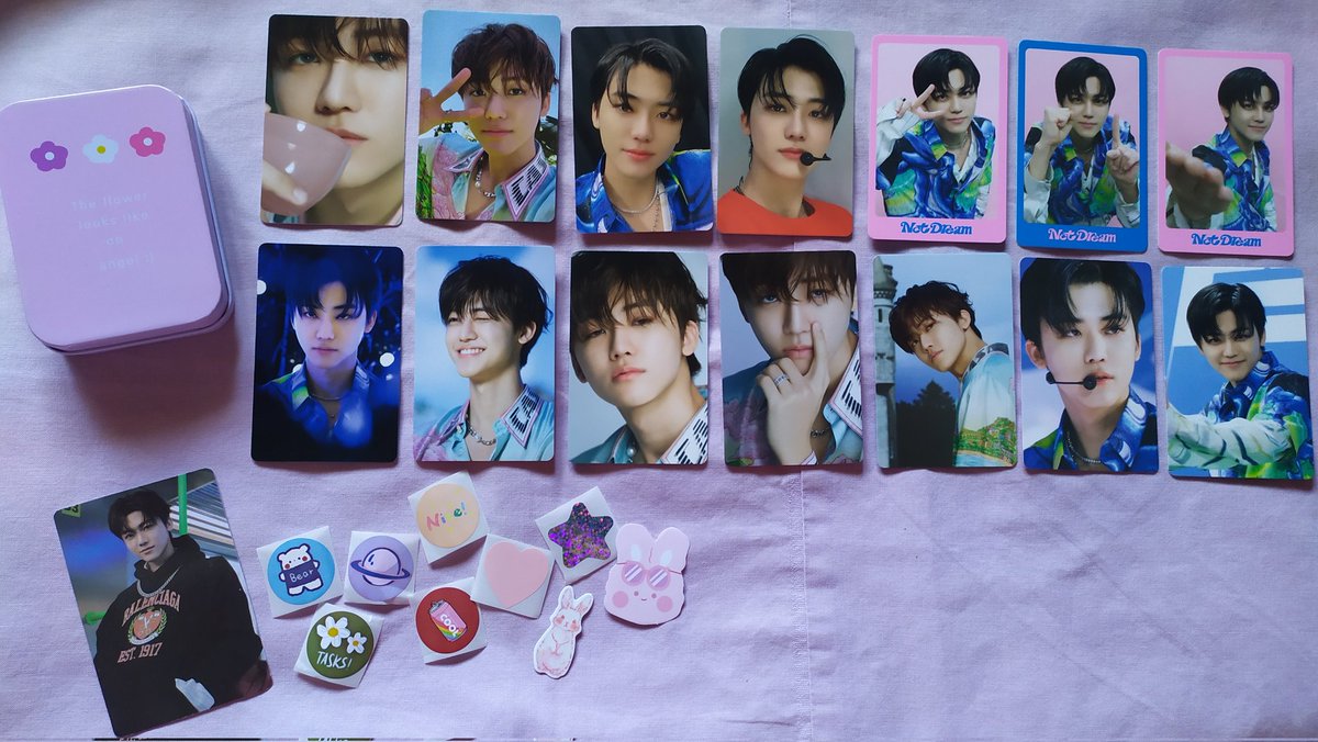 mixksxie's tweet photo. FINALLY MY JAEMIN DICON PC SET CAME HOME! 💕
Thank you so much @heyscart for the smooth transaction and thank you for packing it safely. Super cute ng packaging and the freebies 🥹💗 And ang gwapo ni Jaem 😭 #heyscart_feedback

#mikscart_buys https://t.co/KC0so7Rwr9
