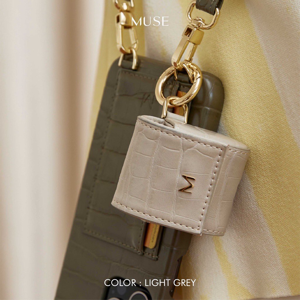 ssalebook's tweet photo. ส่งต่อเคส airpod1,2 muse สีlight grey
สภาพ99% ใหม่มากกค่า 550฿ ส่งฟรี* (from 690) ถ้าสนใจดูเพิ่มเติมได้ค่ะ
#museandmore #เคสmuse #ส่งต่อmuseandmore #ส่งต่อเคสmuse #museandmoreมือสอง #ส่งต่อเคสไอโฟน #ส่งต่อ #ส่งต่อกระเป๋ามือสอง #ส่งต่อกระเป๋า #ส่งต่อเสื้อผ้า #ส่งต่อ https://t.co/tu97diBh6K