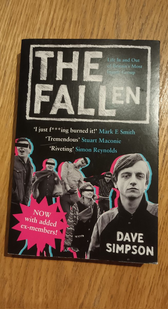 Superdrogidge's tweet image. #NowPlaying #CDCollection
#WorkCommute 
#PostiesBeen 😃 #FallFriday
Dave Simpson's 🖤 The Fallen..
Going on the road with Fall Heads Roll this morning..