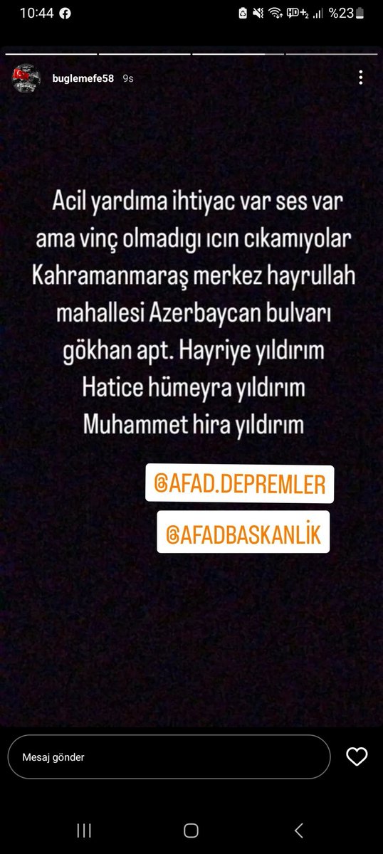 ahmetby03's tweet photo. @haluklevent abi Allah rızası için paylaş enkaz altındalar ses varmış vinç yokmuş cikaramamislar https://t.co/VR2L4ikmce