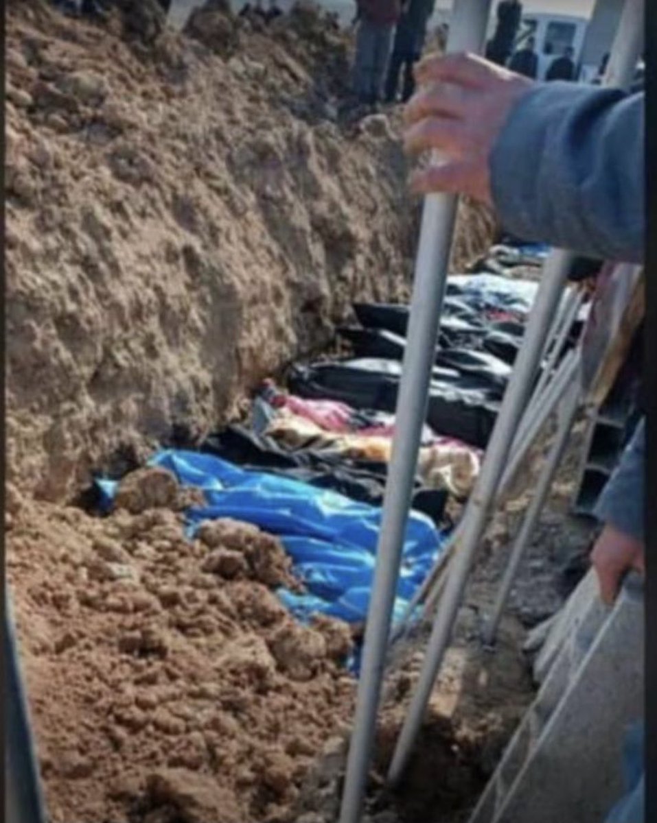 Birlikte yaşadık, birlikte öldük ve birlikte gömüldük. Bu dünyayı paylaşamayanlar utansın.