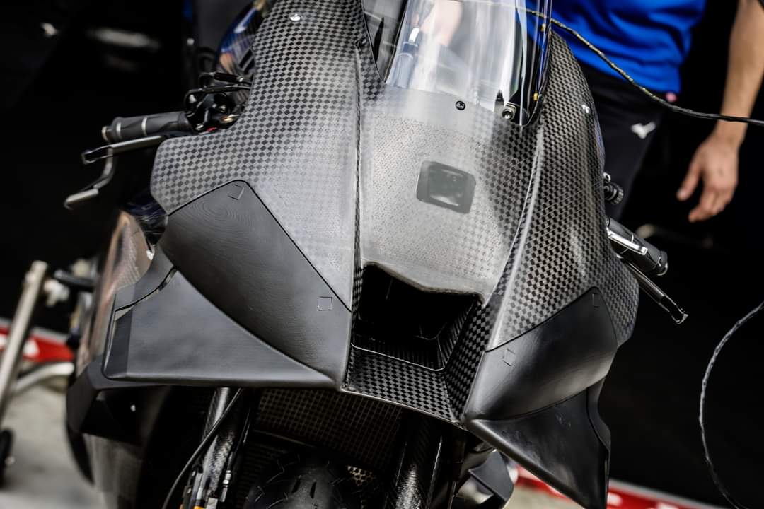 Moto GP 2023 FolwNP4XEAE4lhs?format=jpg&name=medium