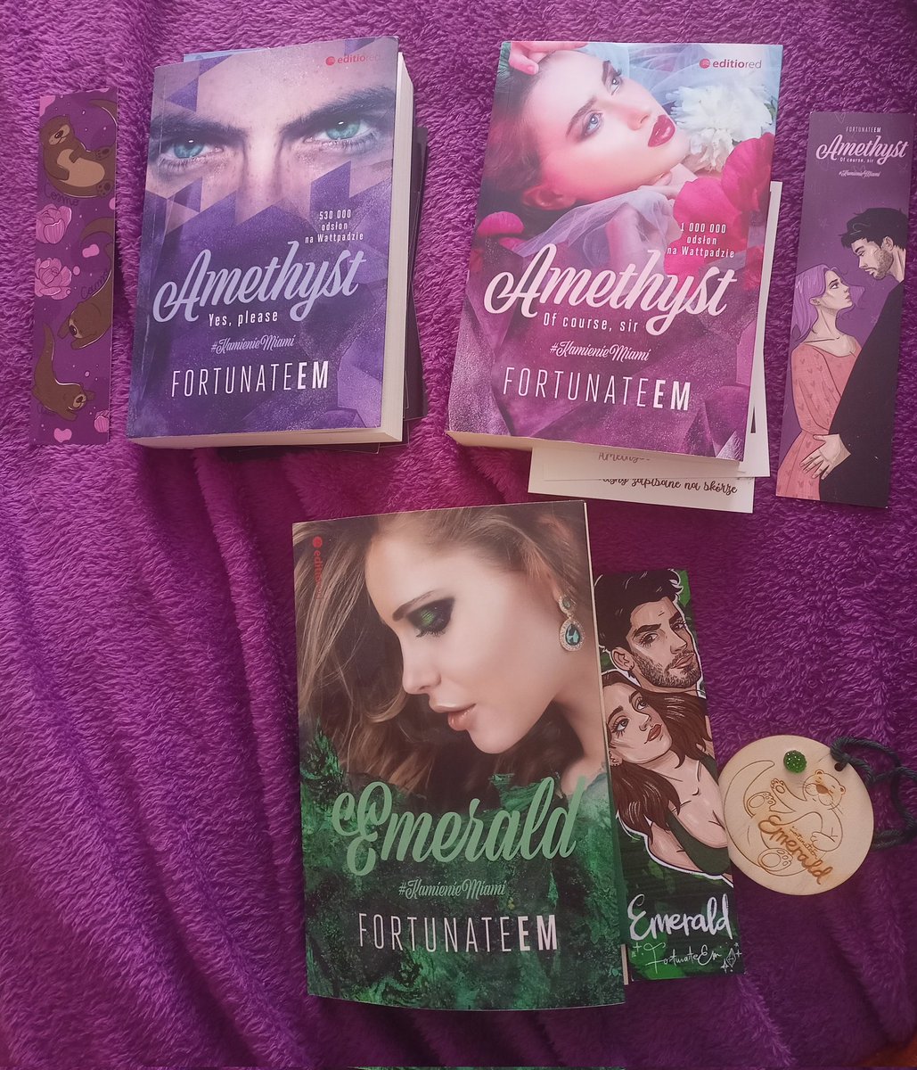 Shawnmojebubu's tweet photo. Uwielbiam tą serię 😩💜😍 #kamieniemiami #amethystpl #emeraldpl https://t.co/9B9Z2a8v2v