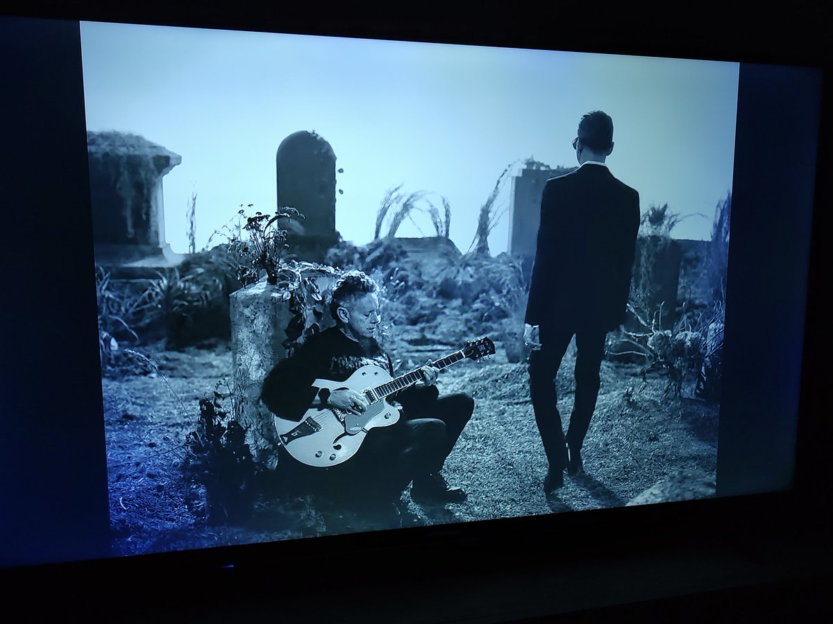 Seit gestern wieder Feuer und Flamme! #DepecheMode #GhostsAgain