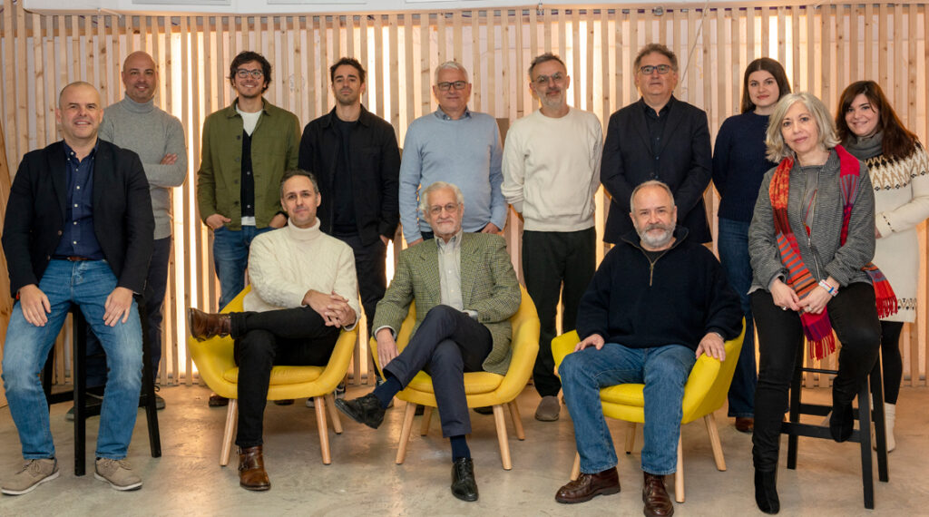 IPMARK's tweet photo. ¿Es la publicidad el mejor trabajo del mundo? Esa es la pregunta que nos hemos hecho en uno de los coloquios organizado por #IPMARK para celebrar nuestro #60Aniversario. ¡Gracias a todos los participantes y al @clubdecreativos !
https://t.co/IvKPWazbM0
#creatividad https://t.co/PNg6WR8z6c