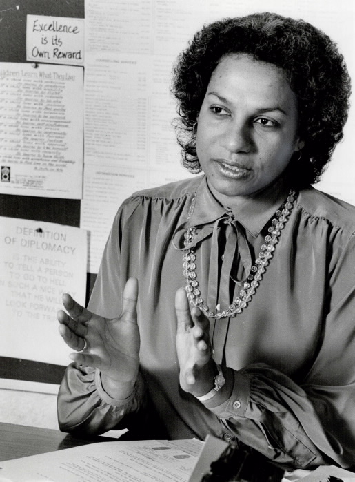 CdnHistorySongs's tweet photo. Feb 10, 2022: Black History Month in Canada
Anne Clare Cools was born.....https://t.co/Buhc596vYq.
Source: Toronto Public Library
#Canada #CanadianHistory ##BlackHistory #LearnCanadianHistory #CanadianHistorySongs #OurPast #OnThisDay #Educate #Learn #Homeschool #School https://t.co/aIwGmWDSno