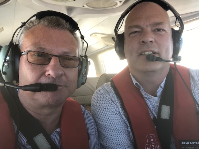 LaserSurveying's tweet photo. Flying high, on our way to see clients in Rotterdam. https://t.co/OAzPV3vJhX