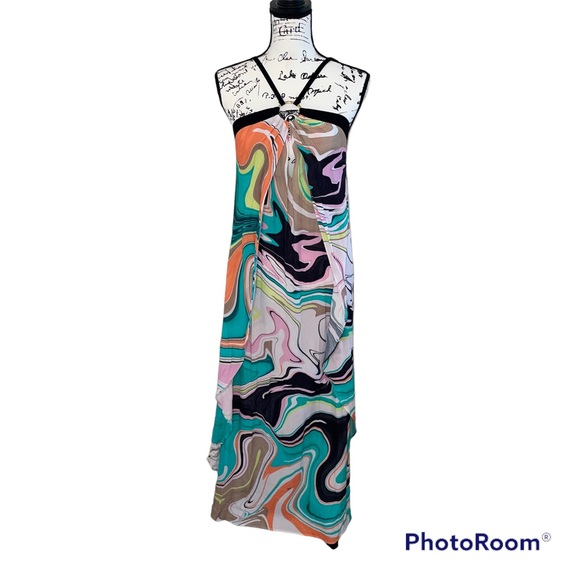 KjPosh's tweet photo. So good I had to share! Check out all the items I'm loving on @Poshmarkapp from @LopezDaby @Maria41383465 #poshmark #fashion #style #shopmycloset #trinaturk #reddressboutique: https://t.co/3DoagncVgd https://t.co/WKF5DODTzZ