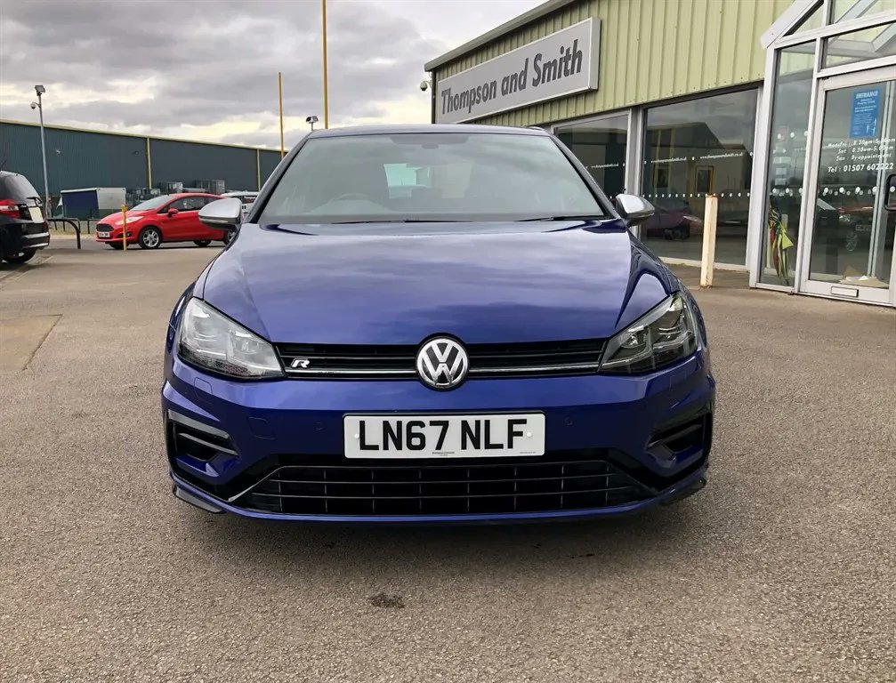 Thompsonandsmit's tweet photo. Beautiful Lapiz Blue Volkswagen Golf R 2.0 (310pS) TSI Bluemotion Tech R DSG 4motion at 
https://t.co/PCg5GxeG2N #VW #Volkswagen #Golf #GolfR #hothatch #fastcar #performancecar https://t.co/huriDa4CMD