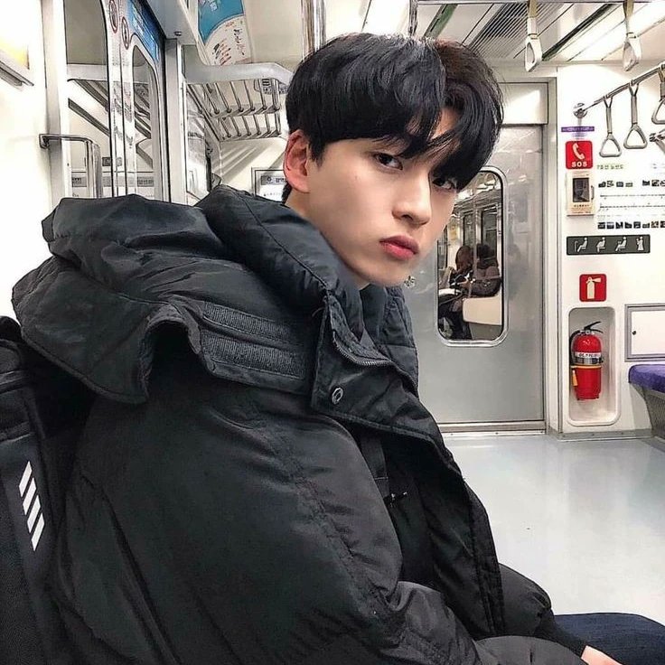kangmeen_brasil's tweet photo. 'Em uma noite interminável foi você quem me deu a manhã.'
Kim Kang Min 💜💙💜
#김강민 #KIMKANGMIN #Kangmeen #SupportKangMeen #koreanactor #kdrama #Korea #coreiadosul #seoul #idol #kpop #dorama #fyp #viral #foryou #atorcoreano #modelocoreano #dorameira #koreanboy #coreano #bts https://t.co/FGd67UnI5T