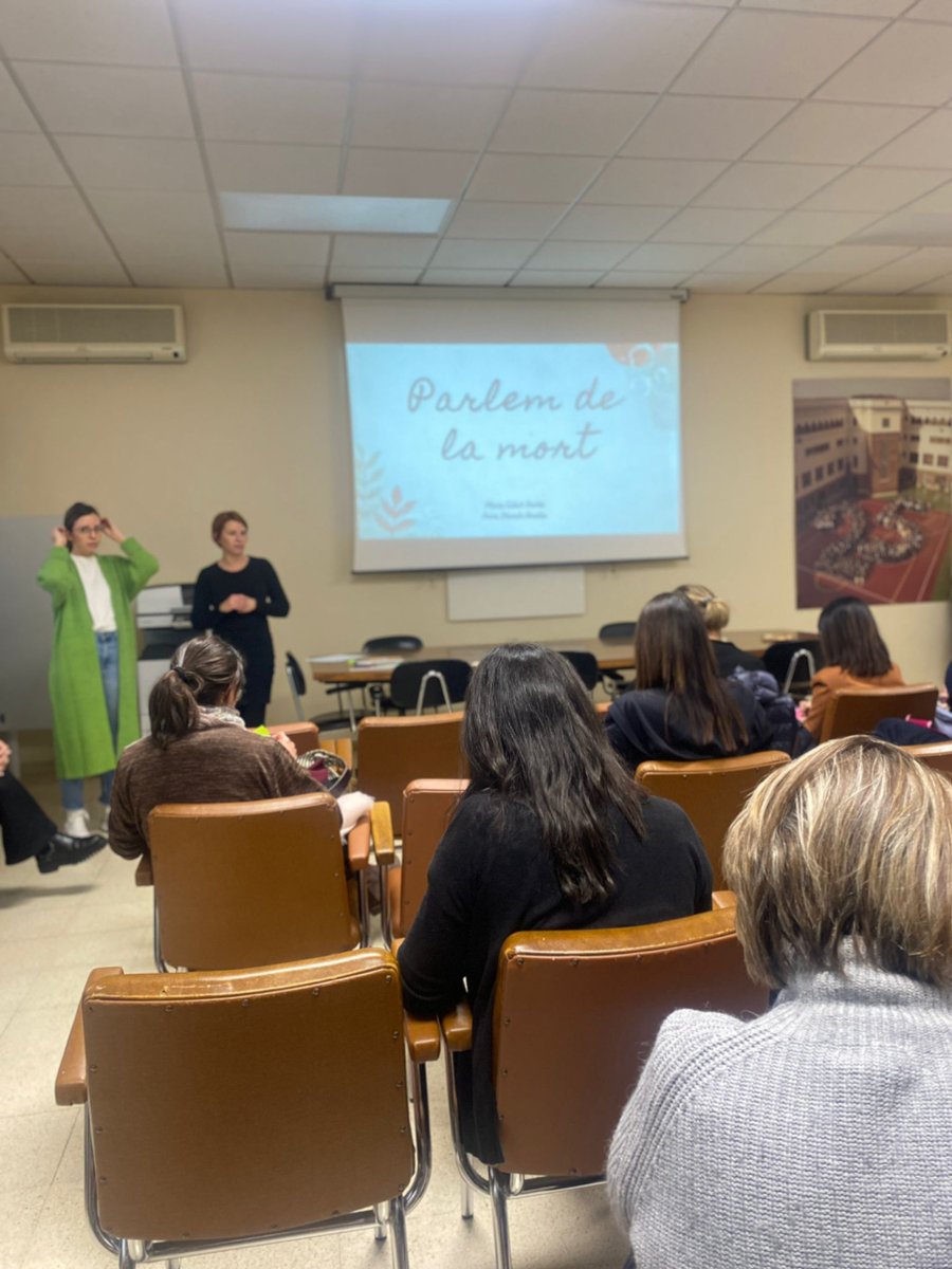 Comunicant tweet media