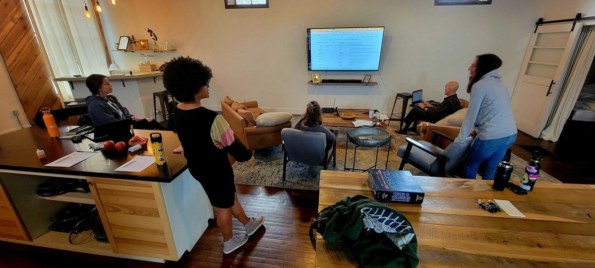 TNCleanFuels's tweet photo. On Wednesday, East Tennesee Clean Fuels held a team retreat at in Knoxville, TN to work on the Coalition's three-year strategic plan. Look at our team go!
#ETCF #Tennessee #Knoxville #EastTNCleanFuels #cleanfuels #cleancities #strategicplan #alternativefuels #cleanair #teamwork https://t.co/Vent67rFkL