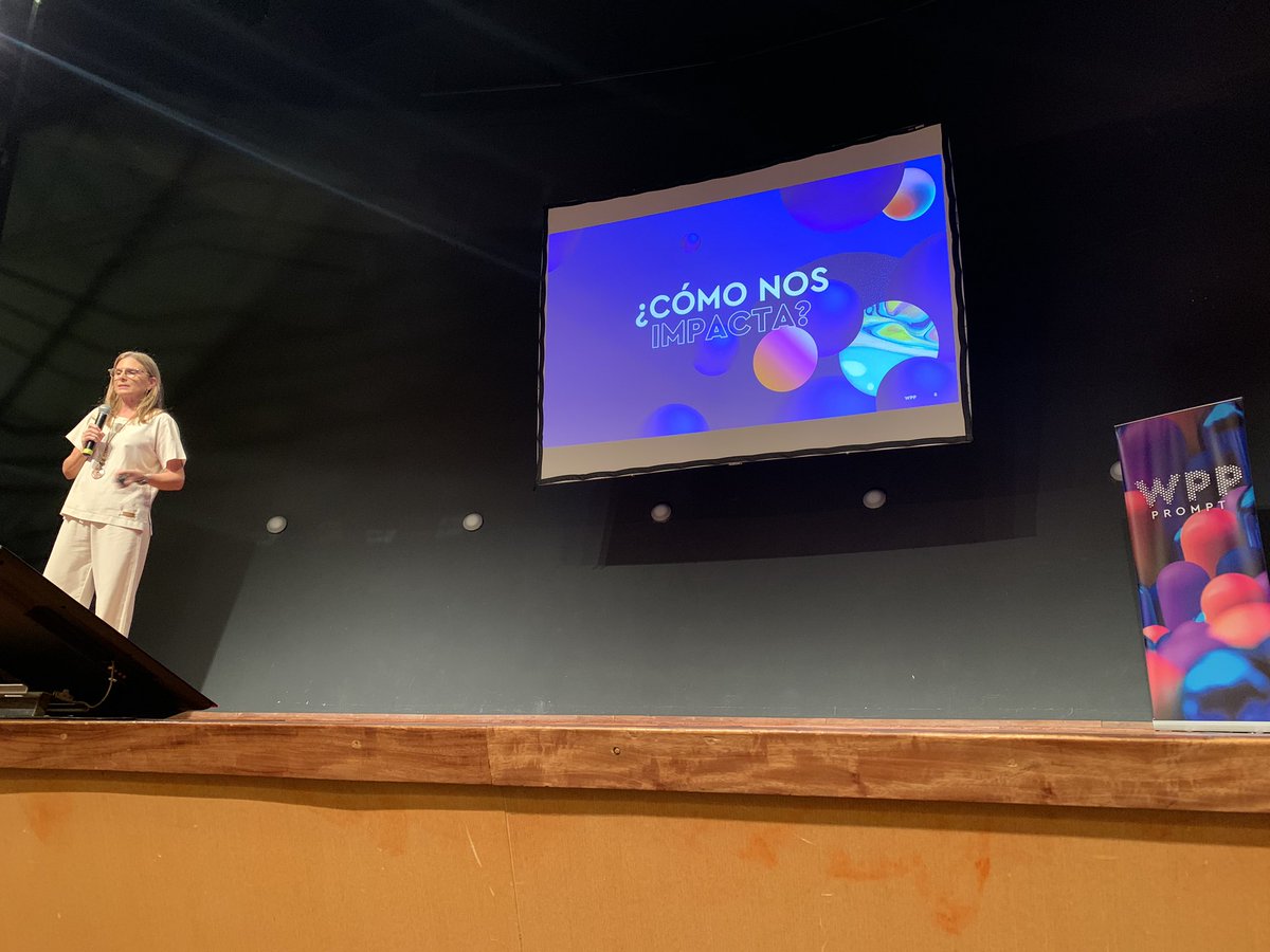 WavemakerUy's tweet image. Futuro, allá vamos (una vez más…) #WPPUruguay_IA @WPP @WavemakerGlobal WPP Prompt