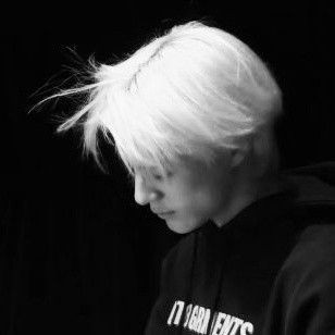 —Lee Jeno short au 

—ma sundere gf