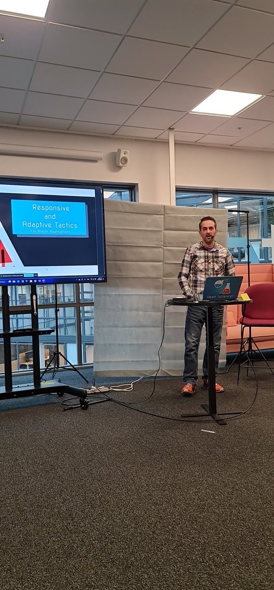 Magnus_Sax's tweet photo. @dotnet_frontend time for @EdCharbeneau to talk about Responsive and adaptive tactics. https://t.co/8rAFvMiO6F
