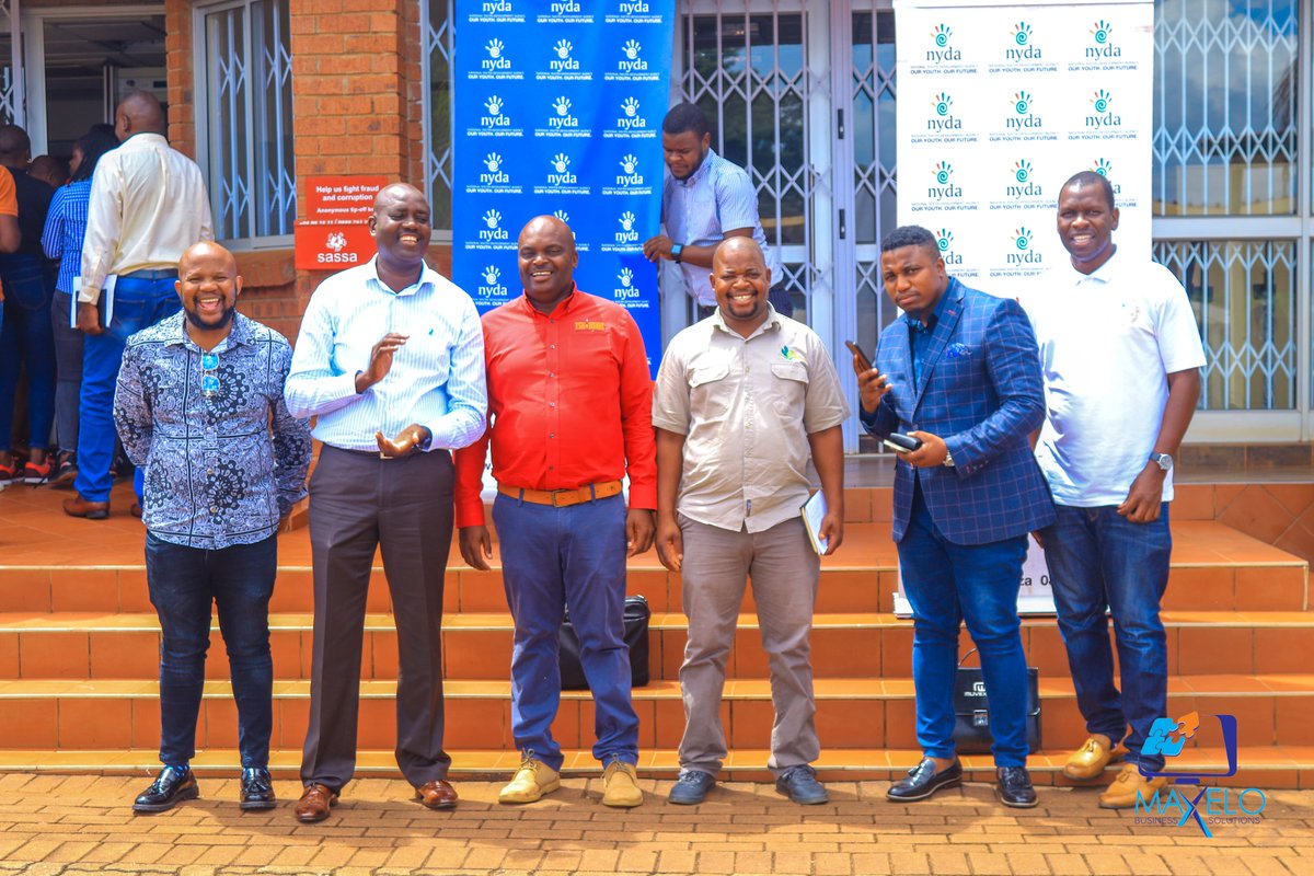 NYDARSA's tweet photo. The NYDA Thulamela Branch conducted the Entrepreneurship Mentorship session for young entrepreneurs from around Vhembe District.
Mentorship plays a critical role in improving the sustainability and growth of up-and-coming... https://t.co/IoKOL9A33r